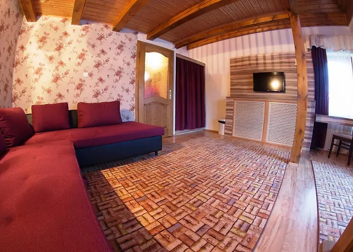 Egri Korona Borhaz Es Wellness Hotel