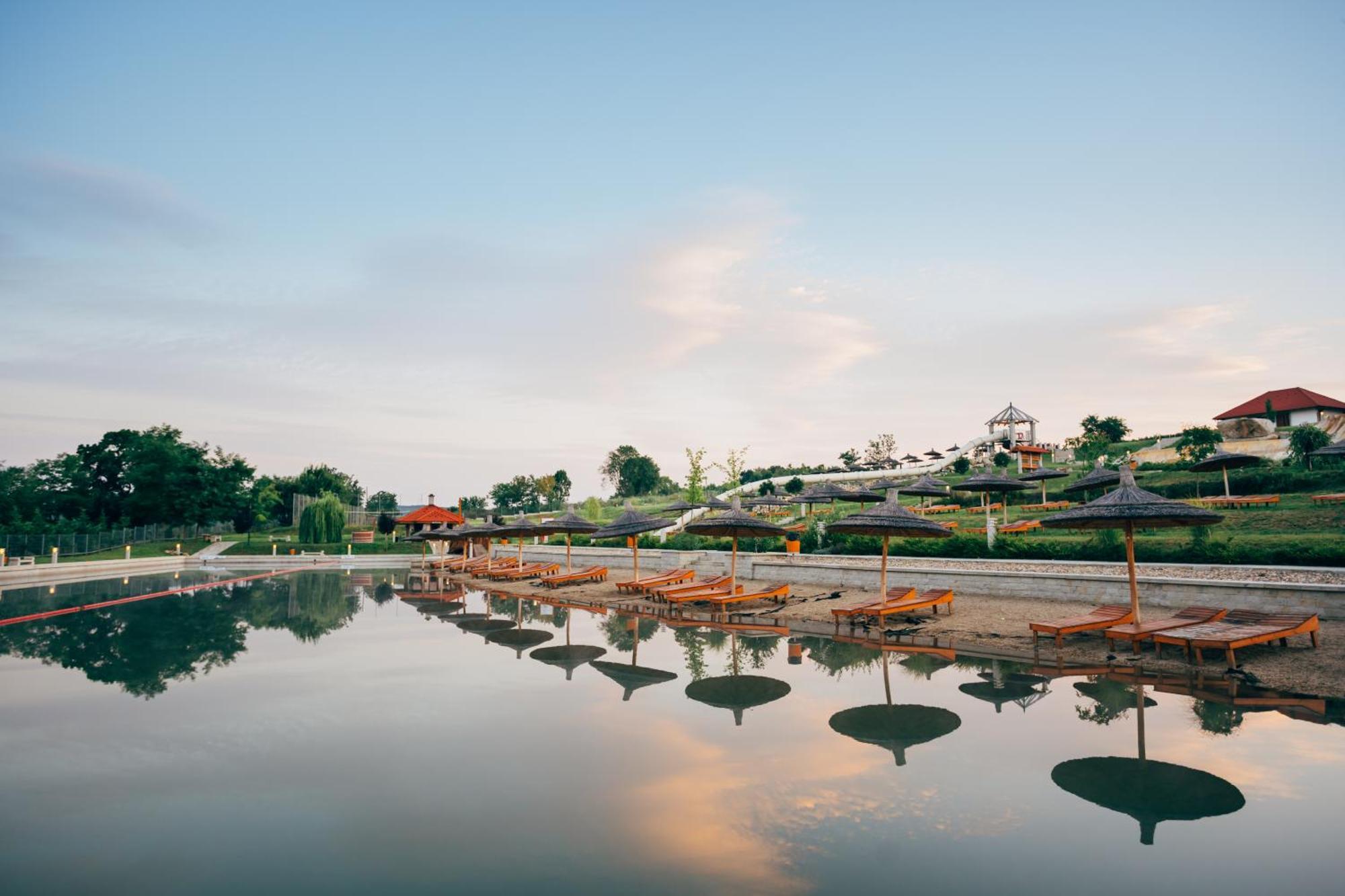 Egri Korona Borhaz Es Wellness Hotel *