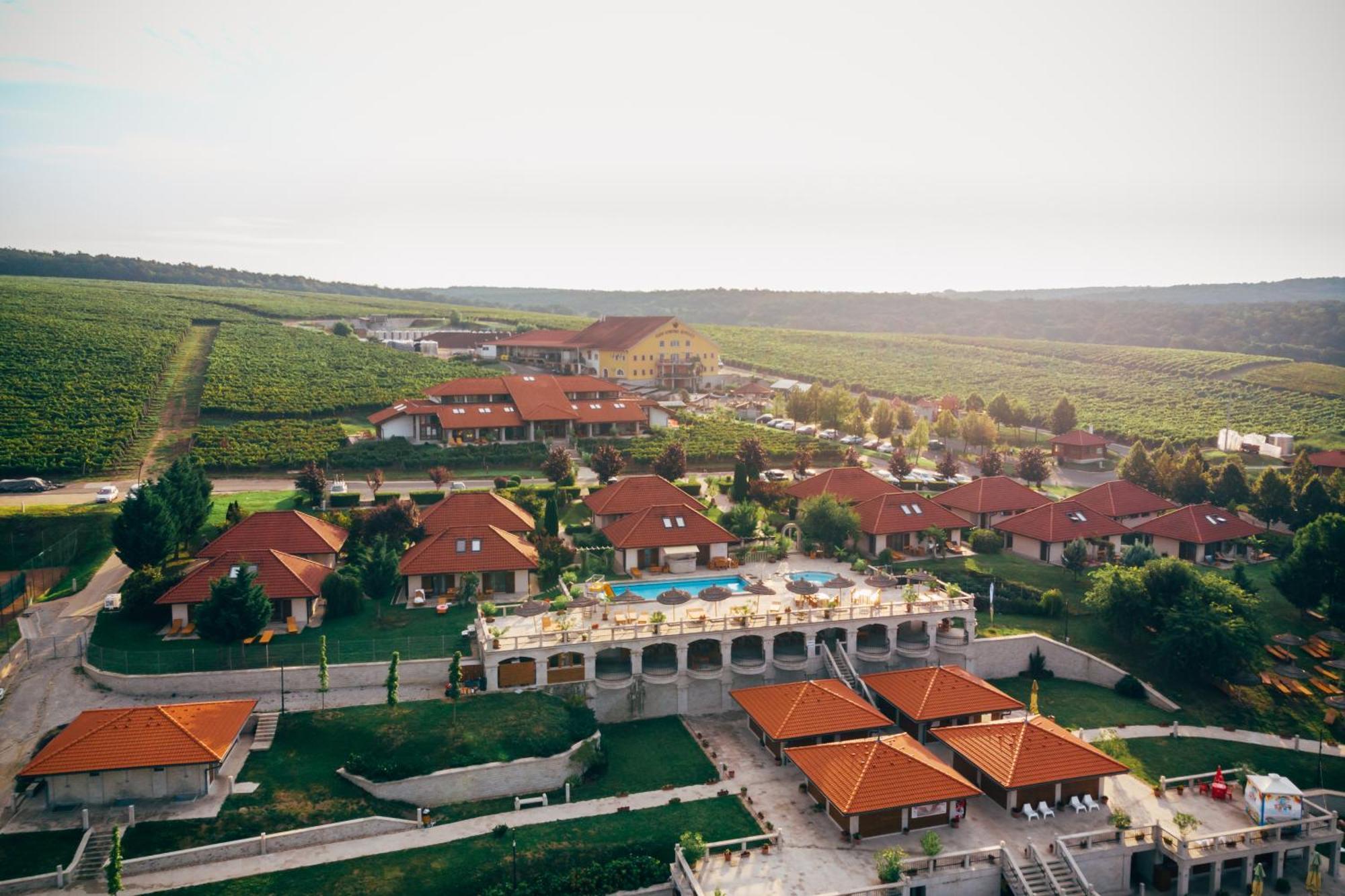 Egri Korona Borhaz Es Wellness Hotel Demjén