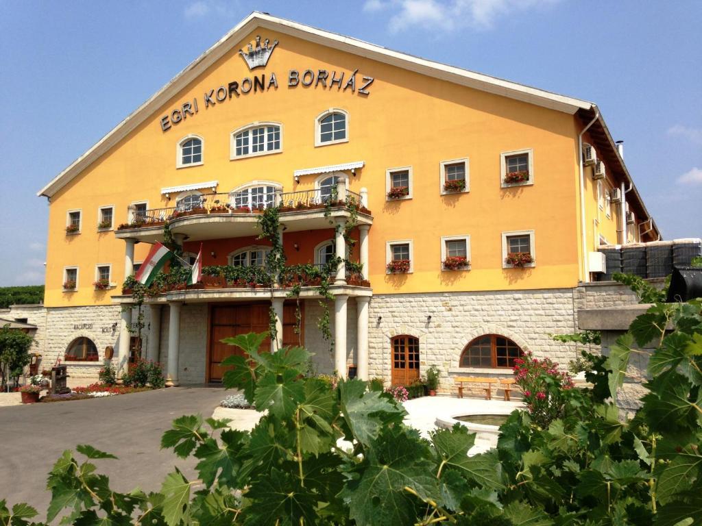 Egri Korona Borhaz Es Wellness * Demjen