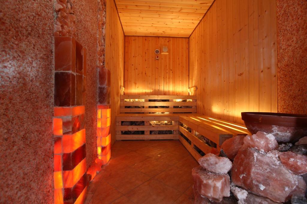 Hotel Egri Korona Borhaz Es Wellness