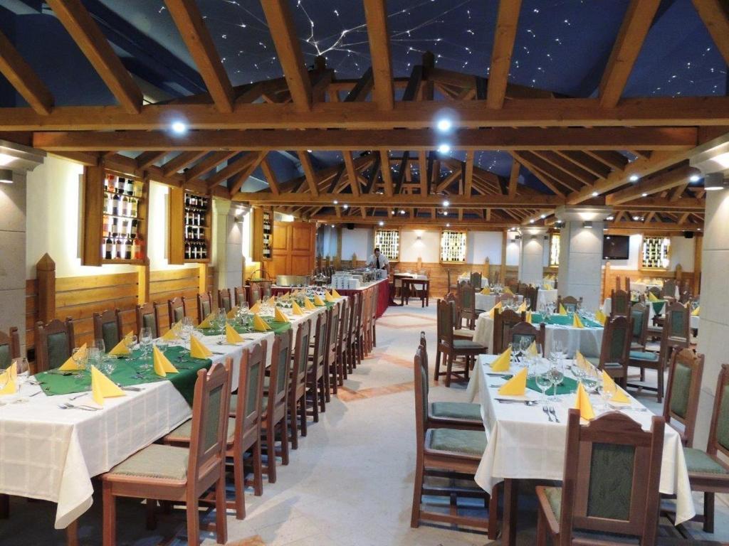 Hotel Egri Korona Borhaz Es Wellness *